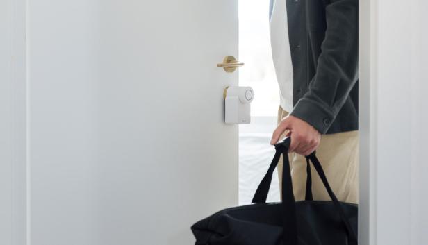 smartlock4thgenerationlifestyle11.jpg