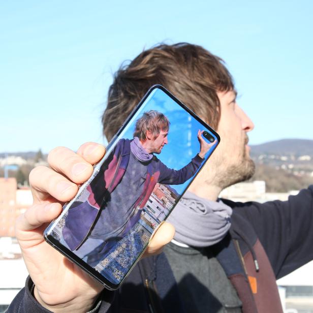 Nach dem Display-Loch greifen: Der nächste Instagram-Trend?