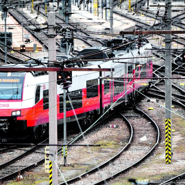 ++ THEMENBILD ++ BAHN / VERKEHR