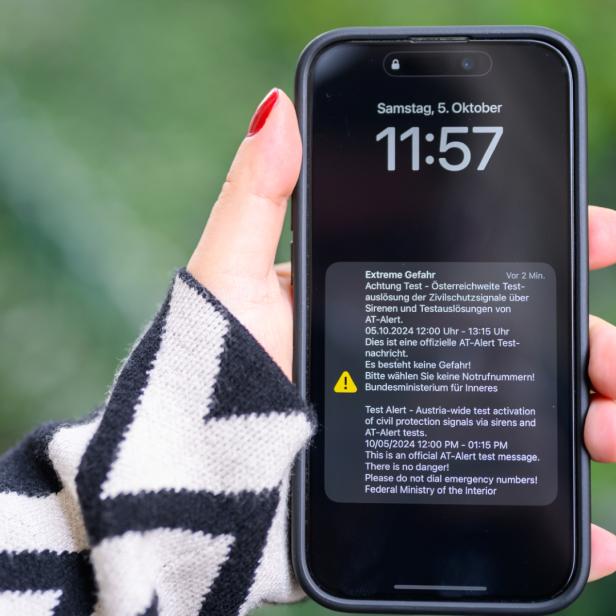 THEMENBILD ++ ZIVILSCHUTZ-PROBEALARM - AT-ALERT